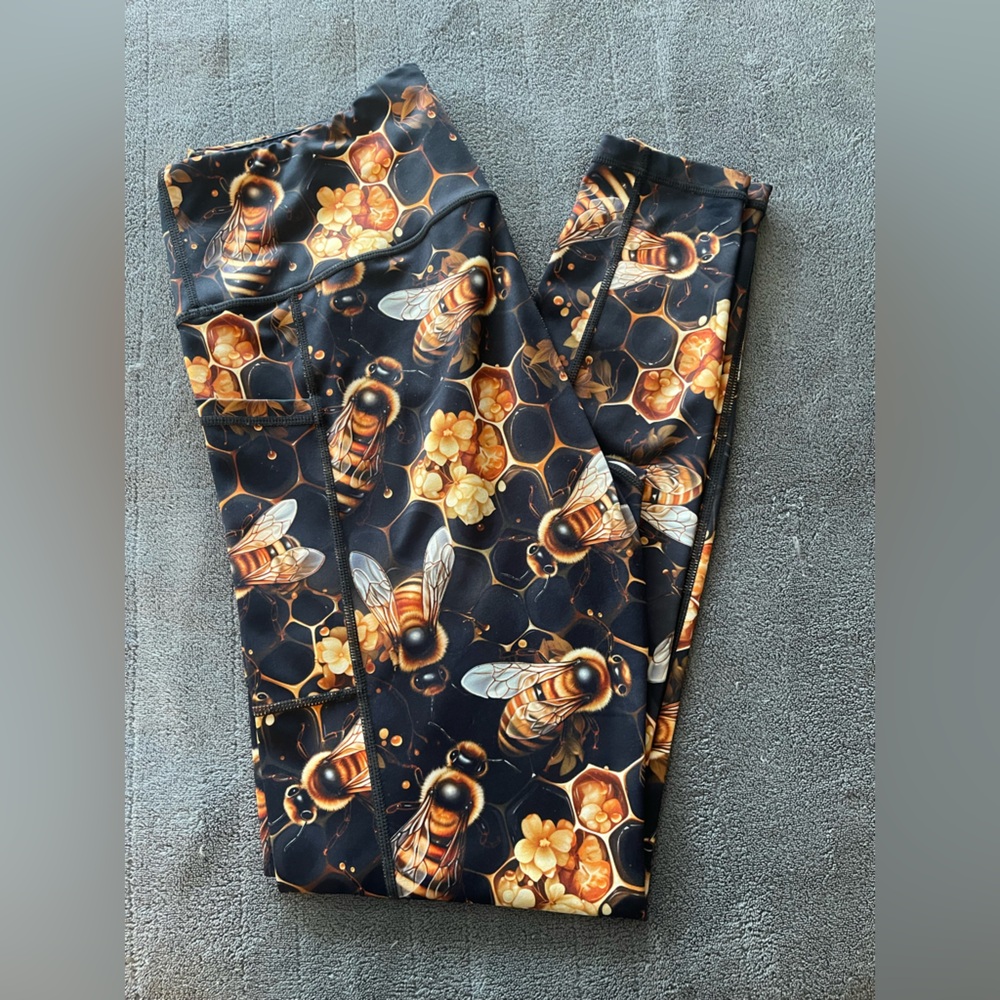 Constantly Varied Gear - Queen Bee Leggings